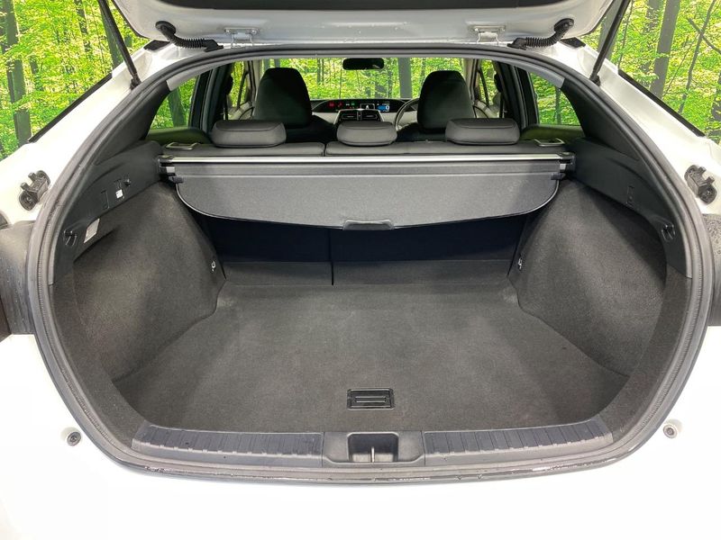 2021 Toyota Prius 6AA-ZVW51 (UW-6a9b8ae5232c2)[20]