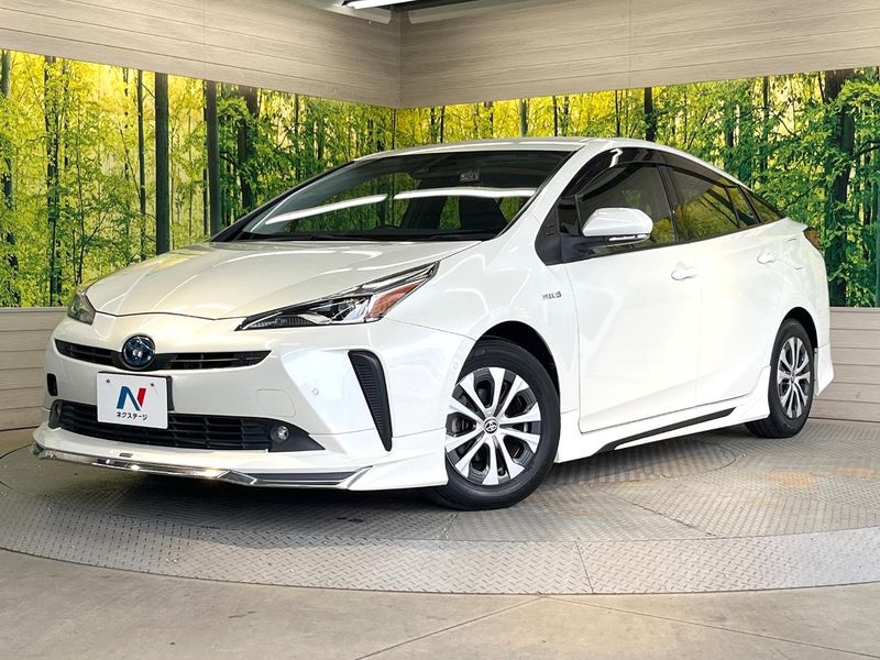 2019 Toyota Prius DAA-ZVW51 (UW-6a9b8ae8c916c)[0]