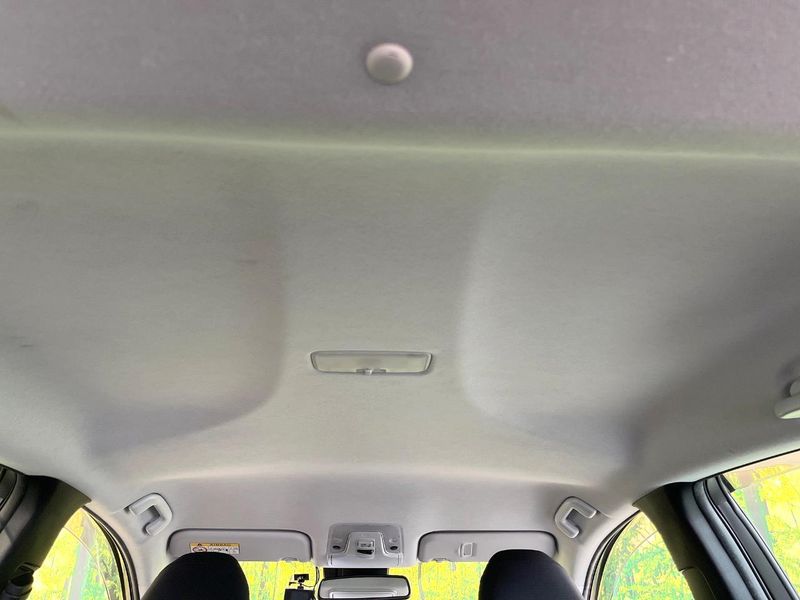 2019 Toyota Prius DAA-ZVW51 (UW-6a9b8ae8c916c)[28]