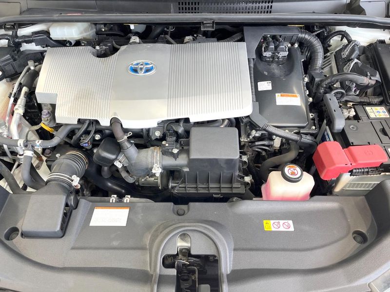 2019 Toyota Prius DAA-ZVW51 (UW-6a9b8ae8c916c)[4]