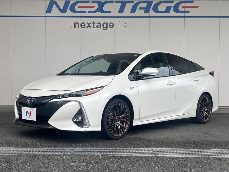 2017 Toyota Prius PHV DLA-ZVW52 (UW-6a9b8ae982463)[0]