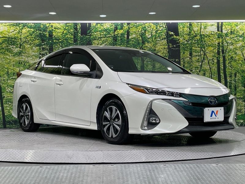 2018 Toyota Prius PHV DLA-ZVW52 (UW-6a9b8aea835a5)[21]
