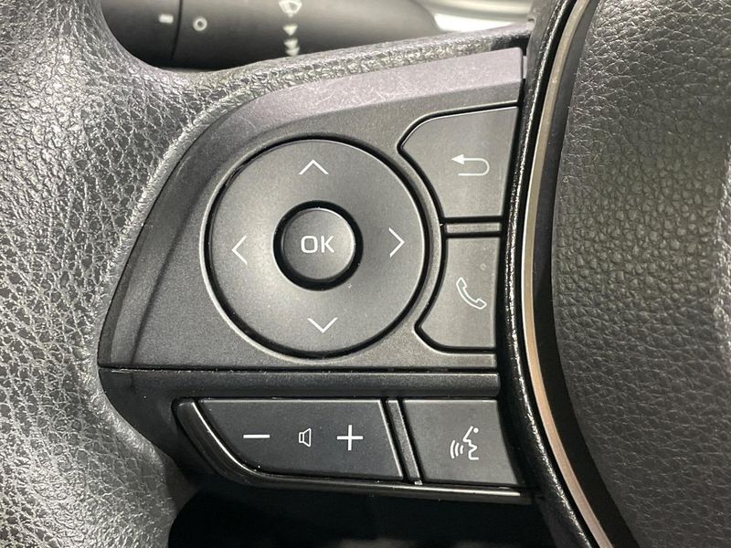 2022 Toyota Corolla Touring 6AA-ZWE211W (UW-6a9b8af0d384c)[27]