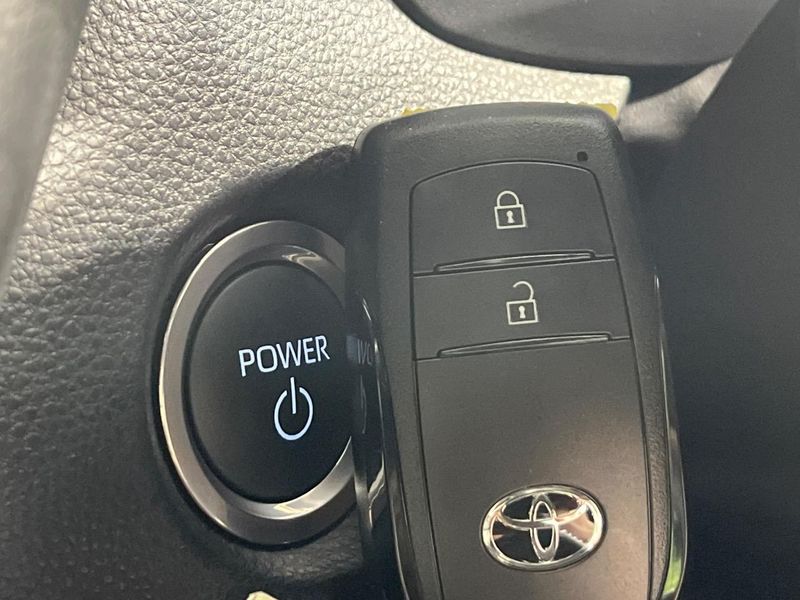2023 Toyota Corolla Touring 6AA-ZWE215W (UW-6a9b8af174363)[18]