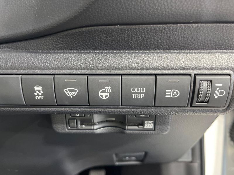 2023 Toyota Corolla Touring 6AA-ZWE215W (UW-6a9b8af174363)[16]