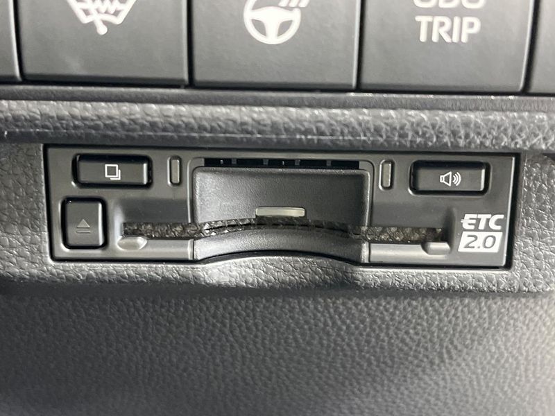 2023 Toyota Corolla Touring 6AA-ZWE215W (UW-6a9b8af174363)[17]