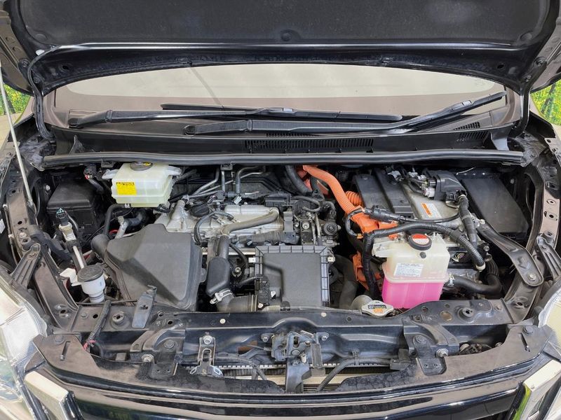 2015 Toyota Esquire DAA-ZWR80G (UW-6a9b8af4a1c32)[4]