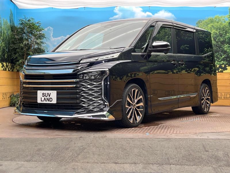 2022 Toyota Voxy 6AA-ZWR90W (UW-6a9b8afd81fd8)[4]