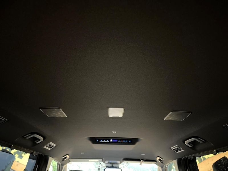 2022 Toyota Voxy 6AA-ZWR90W (UW-6a9b8afd81fd8)[29]