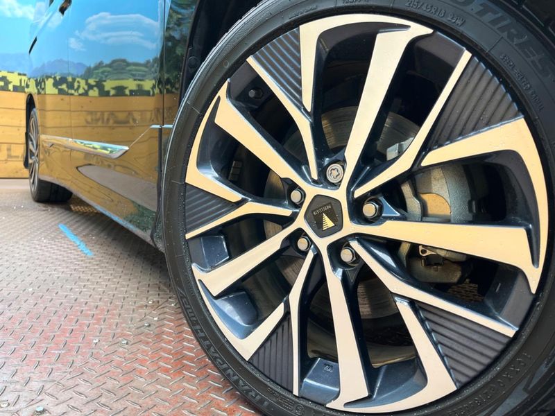 2022 Toyota Voxy 6AA-ZWR90W (UW-6a9b8afd81fd8)[19]