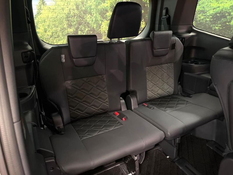 2026 Toyota Voxy 6AA-ZWR90W (UW-6a9b8b09c3d5e)[9]