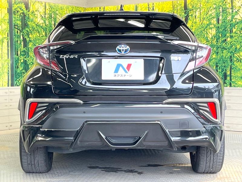 2016 Toyota C-HR DAA-ZYX10 (UW-6a9b8b0cbaef6)[19]