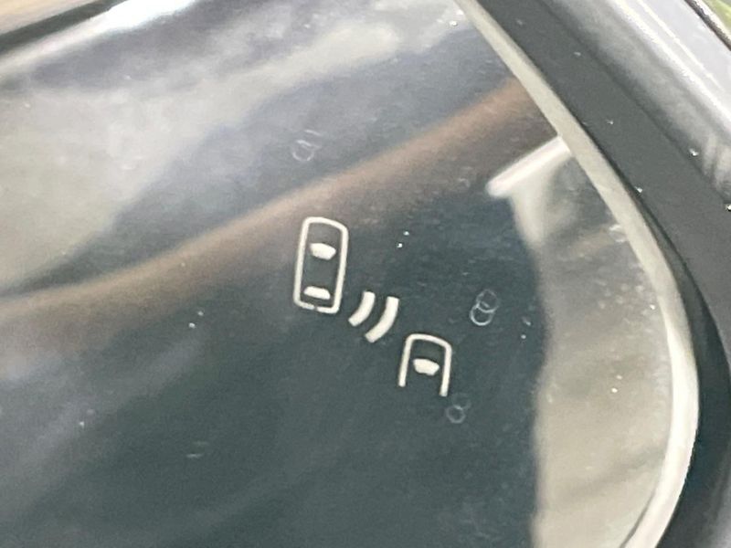 2017 Toyota C-HR DAA-ZYX10 (UW-6a9b8b0e0dcd9)[25]