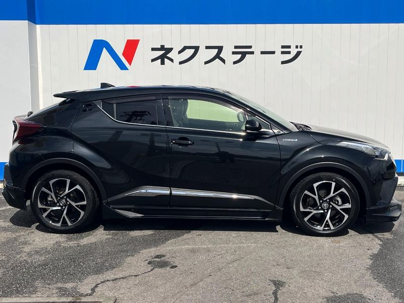2018 Toyota C-HR DAA-ZYX10 (UW-6a9b8b10e14cb)[23]
