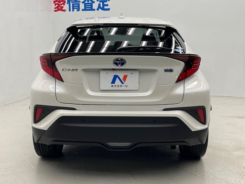 2020 Toyota C-HR 6AA-ZYX11 (UW-6a9b8b125853e)[19]