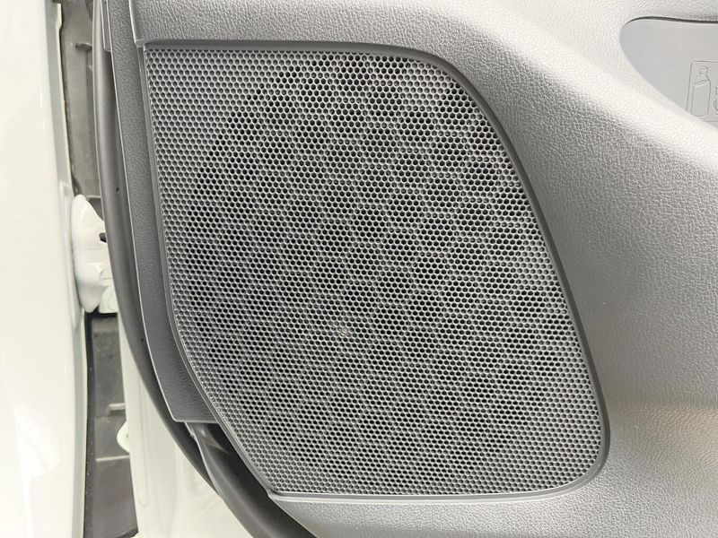 2023 Toyota Vellfire Hybrid 6AA-AAHH40W (UW-6a9cd80d364bd)[28]