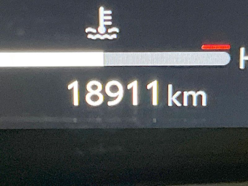 2023 Toyota Vellfire Hybrid 6AA-AAHH40W (UW-6a9cd80d364bd)[2]
