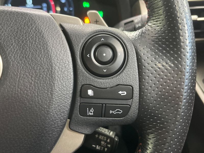 2015 Lexus IS DBA-ASE30 (UW-6a9cd8451718f)[26]