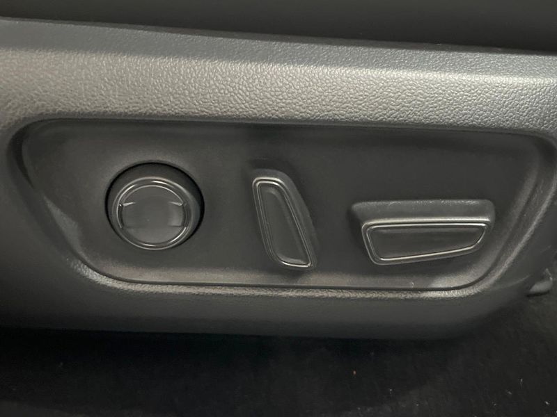 2026 Toyota RAV4 6AA-AXAN64 (UW-6a9cd8527192c)[23]