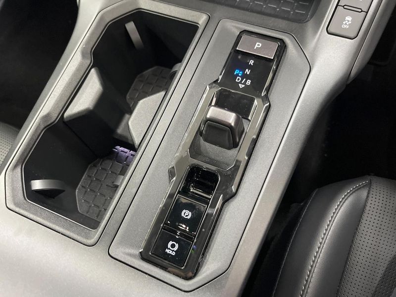 2026 Toyota RAV4 6AA-AXAN64 (UW-6a9cd8527192c)[5]