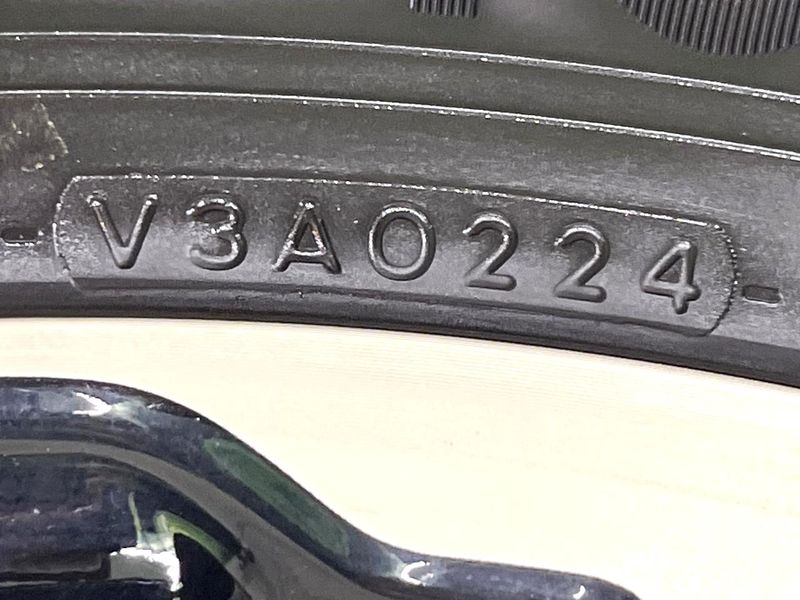 2024 Toyota RAV4 PHV 6LA-AXAP54 (UW-6a9cd855a64df)[22]