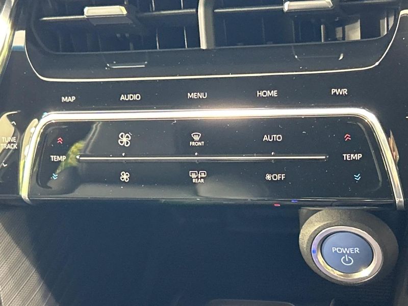 2020 Toyota Harrier Hybrid 6AA-AXUH80 (UW-6a9cd85657619)[18]