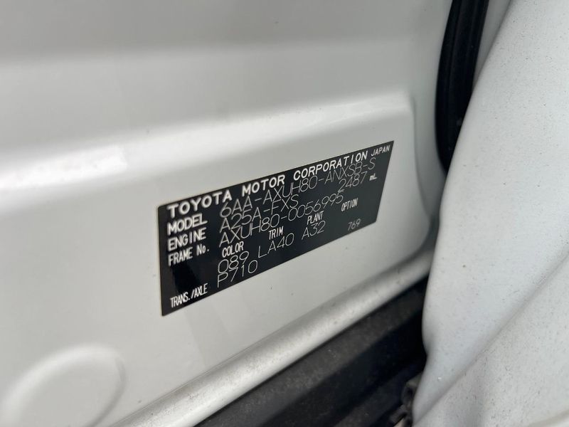 2023 Toyota Harrier Hybrid 6AA-AXUH80 (UW-6a9cd85ad732b)[1]