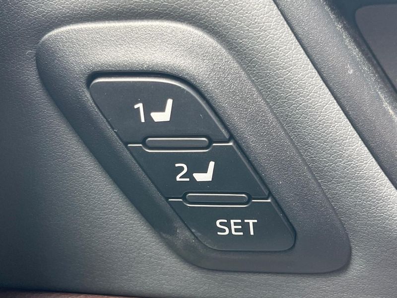 2023 Toyota Harrier Hybrid 6AA-AXUH80 (UW-6a9cd85ad732b)[11]
