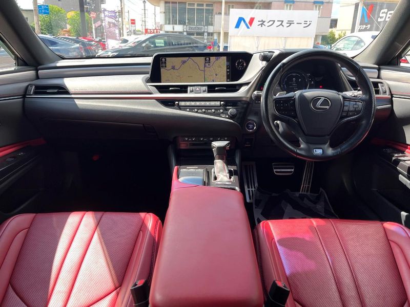 2019 Lexus ES 6AA-AXZH10 (UW-6a9cd867957fd)[28]