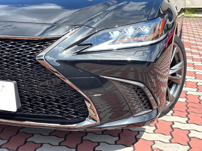 2019 Lexus ES 6AA-AXZH10 (UW-6a9cd867957fd)[8]