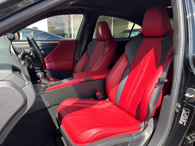 2019 Lexus ES 6AA-AXZH10 (UW-6a9cd867957fd)[26]