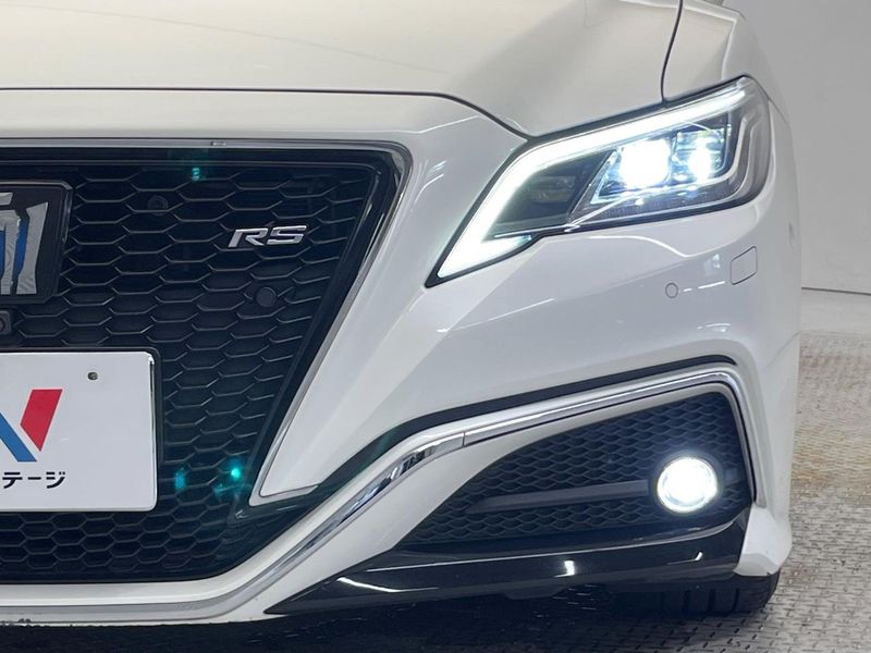 2018 Toyota Crown Hybrid 6AA-AZSH20 (UW-6a9cd86f35b35)[12]