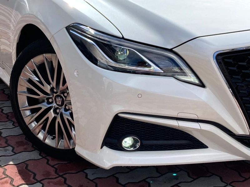 2019 Toyota Crown Hybrid 6AA-AZSH20 (UW-6a9cd870ef43d)[5]