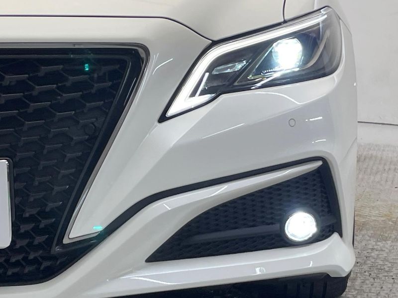 2020 Toyota Crown Hybrid 6AA-AZSH20 (UW-6a9cd872657fd)[12]