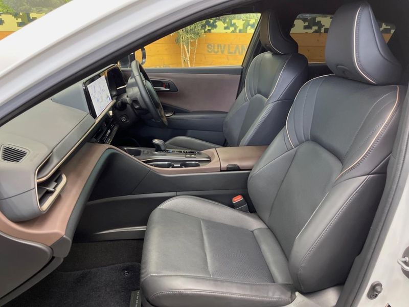 2023 Toyota Crown Crossover 6AA-AZSH35 (UW-6a9cd8757f496)[13]
