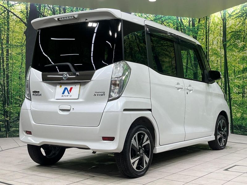 2017 Nissan DAYZ ROOX DBA-B21A (UW-6a9cd882a2fb9)[8]