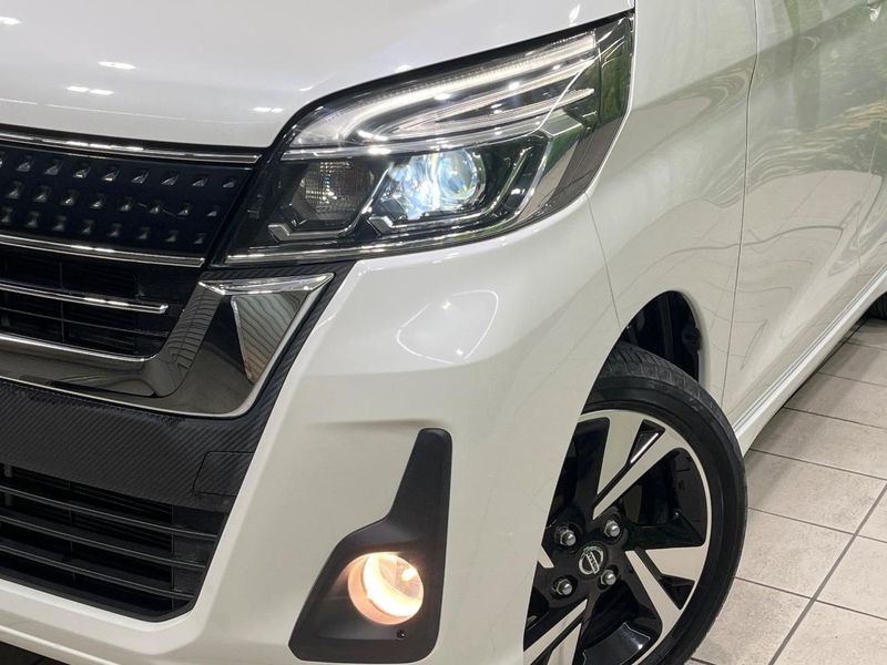 2017 Nissan DAYZ ROOX DBA-B21A (UW-6a9cd882a2fb9)[20]