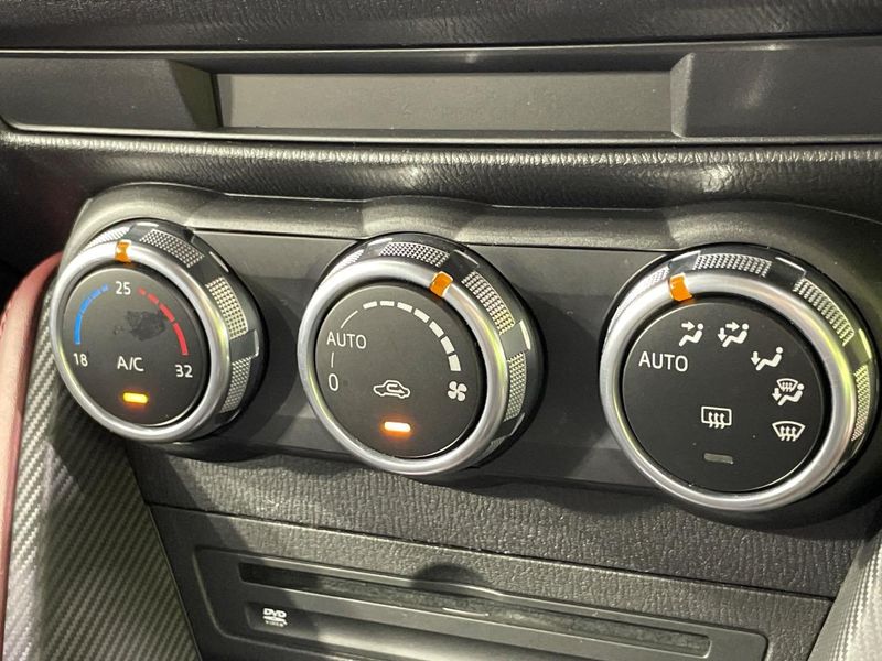 2015 Mazda CX-3 LDA-DK5FW (UW-6a9cd8d259438)[17]