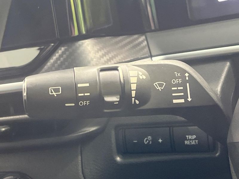 2022 Nissan Note 6AA-E13 (UW-6a9cd8e50d9b4)[28]