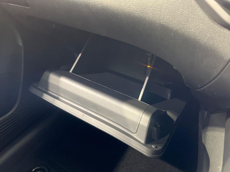 2022 Nissan Note 6AA-E13 (UW-6a9cd8e50d9b4)[15]