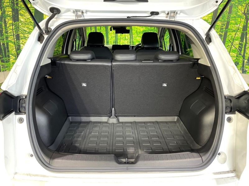 2021 Nissan Aura 6AA-FE13 (UW-6a9cd8eaad9c4)[13]