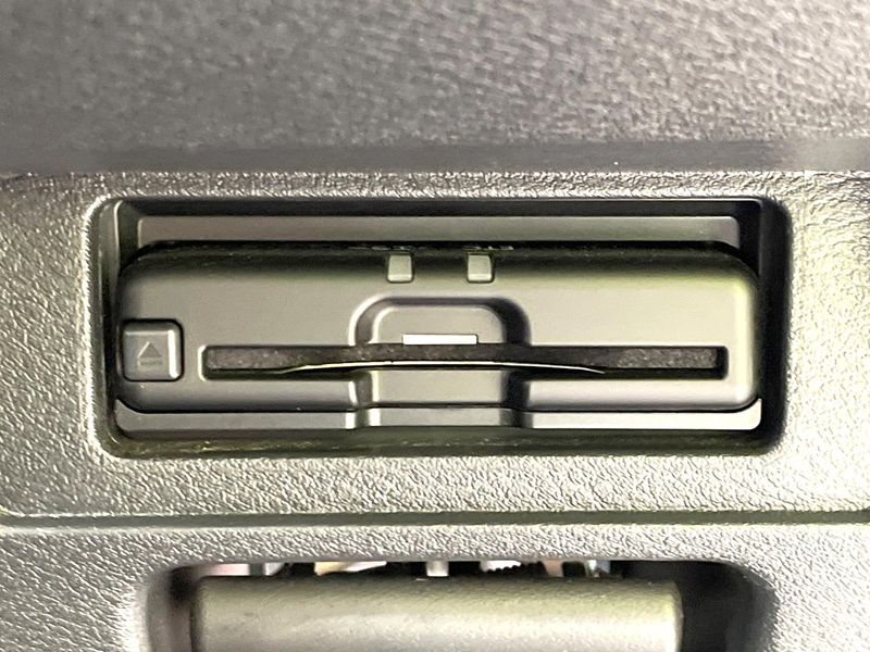 2023 Nissan Aura 6AA-FE13 (UW-6a9cd8eda01fd)[16]