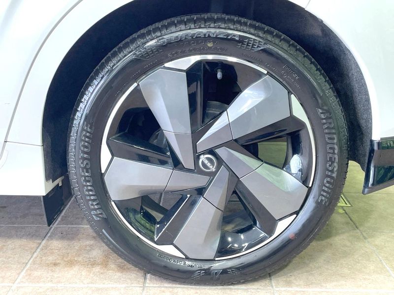 2023 Nissan Aura 6AA-FE13 (UW-6a9cd8eda01fd)[10]