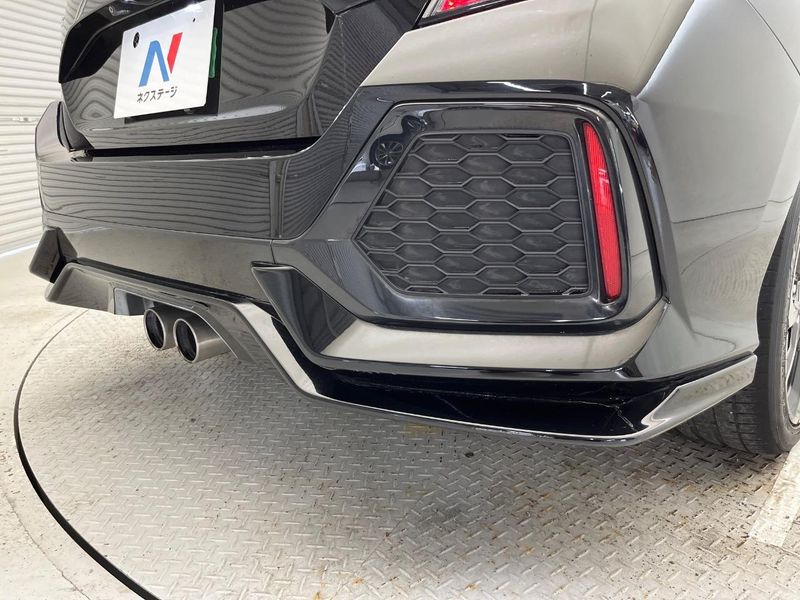 2017 Honda Civic DBA-FK7 (UW-6a9cd8f1b302b)[24]
