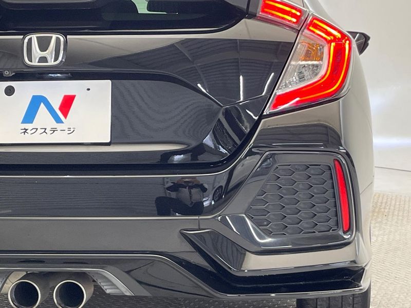 2017 Honda Civic DBA-FK7 (UW-6a9cd8f1b302b)[22]