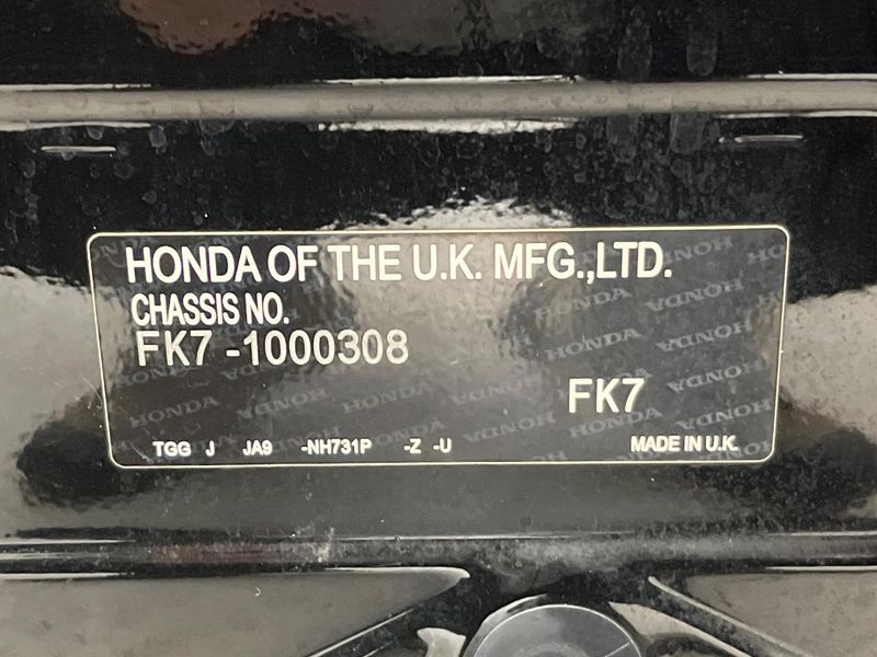 2017 Honda Civic DBA-FK7 (UW-6a9cd8f1b302b)[1]