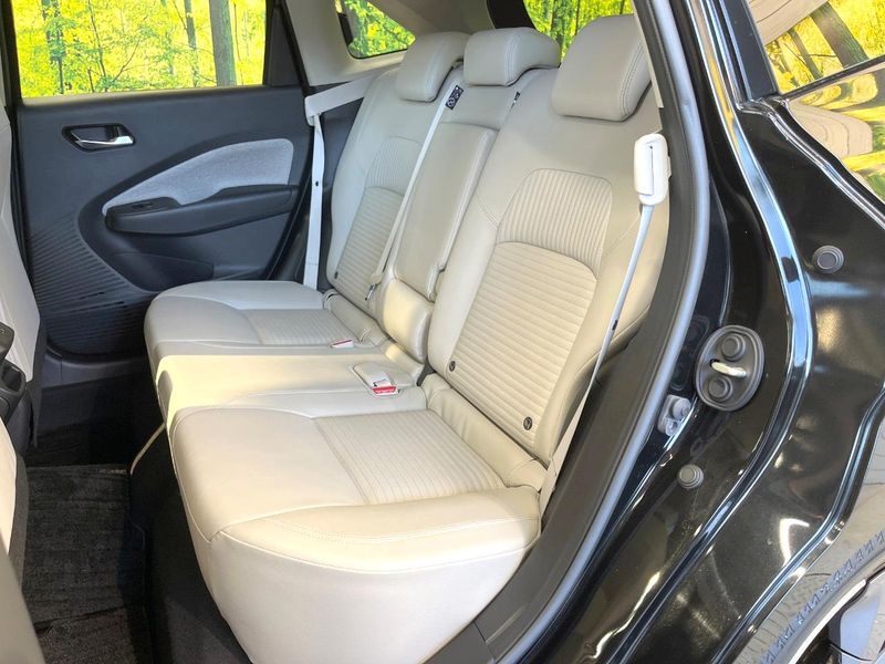 2022 Nissan Aura 6AA-FSNE13 (UW-6a9cd8f70d1e5)[11]