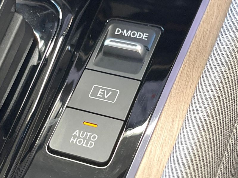 2022 Nissan Aura 6AA-FSNE13 (UW-6a9cd8f70d1e5)[24]