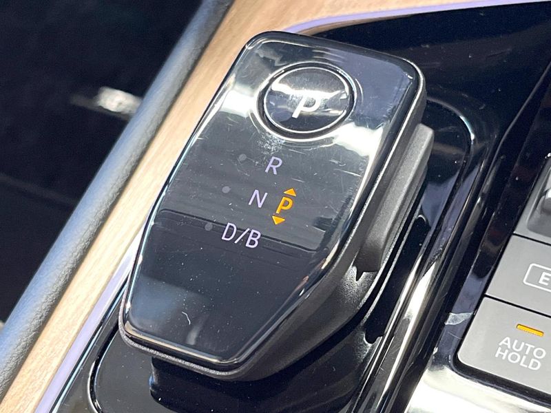 2022 Nissan Aura 6AA-FSNE13 (UW-6a9cd8f70d1e5)[21]