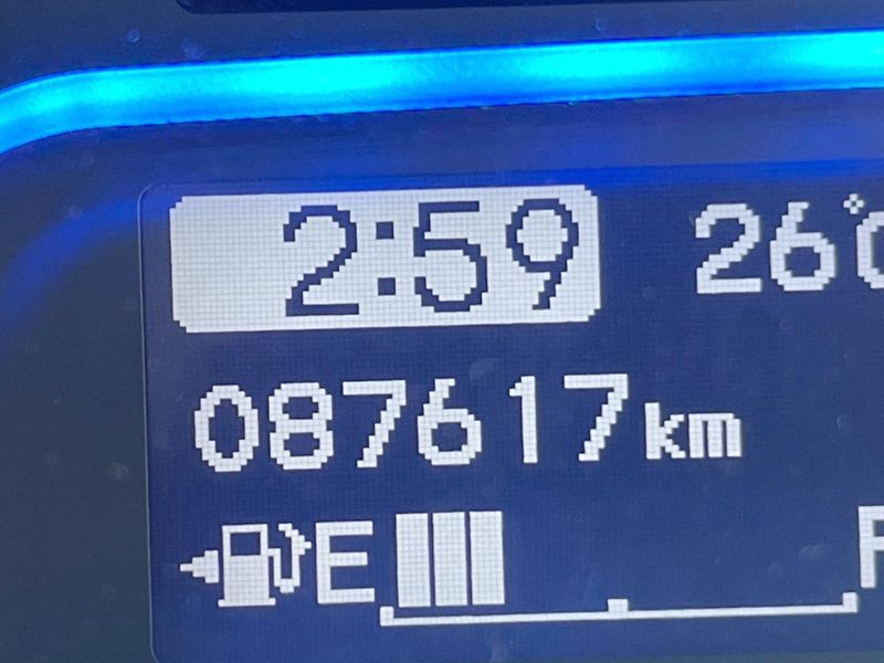 2013 Honda Freed hybrid DAA-GP3 (UW-6a9cd91f782cb)[2]